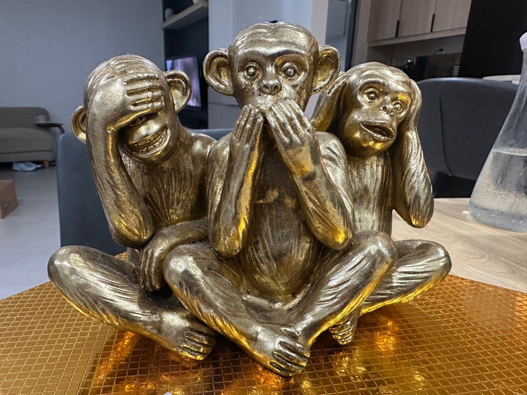 Golden See Hear Speak No Evil Monkeys (Category: Other Home Decor) located in Manila. Submitted by shieonlineph (Listing ID 1401013378, Image 2). Description: Made of Resin Nice additional decor to your home.