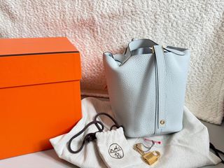 （分類：）位於 。 由 merci21 提交（商品編號 1401102237，圖片 1）。簡介： 。