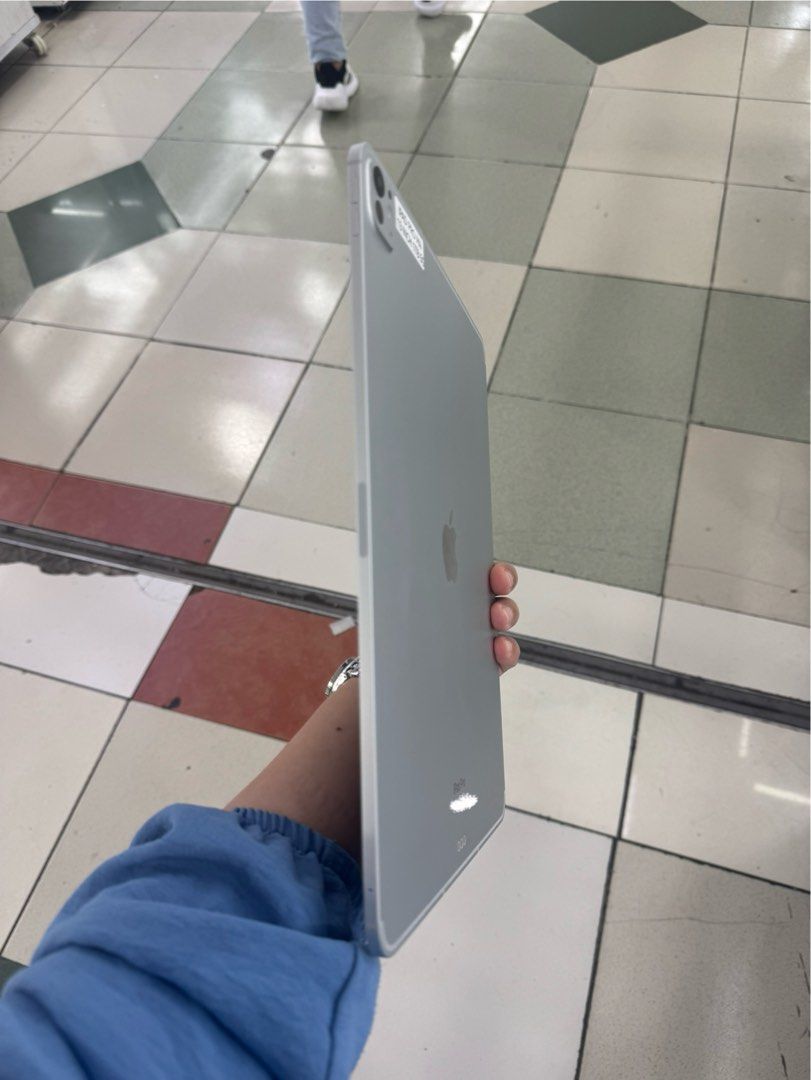 Ipad Pro M4 13' 1TB 5G No issue All working (Category: iPad) located in San Juan City. Submitted by javedsgadgetshop (Listing ID 1401038944, Image 3). Description: INSTALLMENT OPTIONS : SPAY LATER / GGIVES / CREDIT CARD! WE BUY AND SELL SO PWEDE MAGBINTA OR SWAP ! Quick Specs : 💵 Ipad Pro M4 13' 5G •1TB •NTC Variant •100% batt health •Factory Unlock •98% Smoothness •No hidden issue | No Repaired •100% Authentic | Not Refurbished •w/ OEM Charger 
