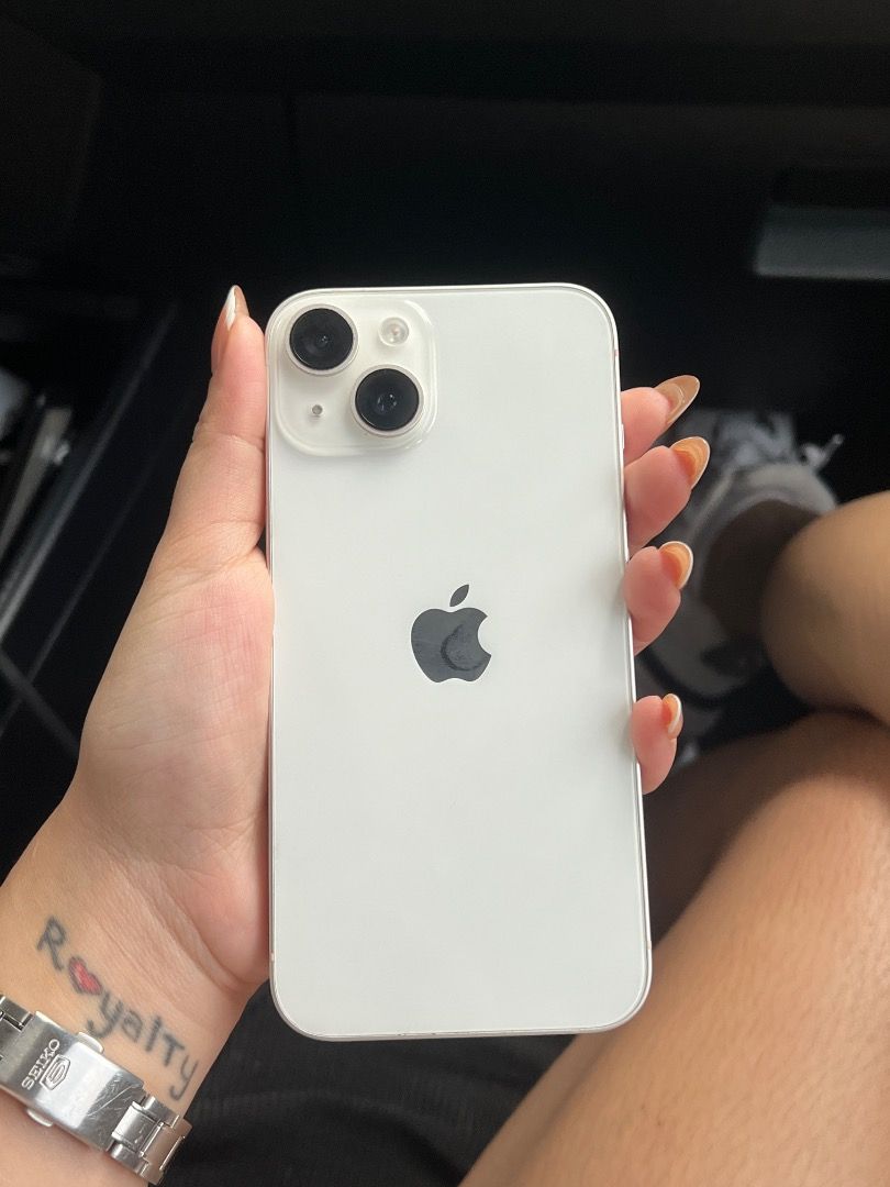 Iphone 14 128gb (Category: iPhone 14 Series) located in Manila. Submitted by jolee11 (Listing ID 1401060216, Image 1). Description: For Sale Iphone 14 128Gb Color White 85% Bat Health RFS. Spare Phone Loc. North Caloocan/QC Can do meet up .