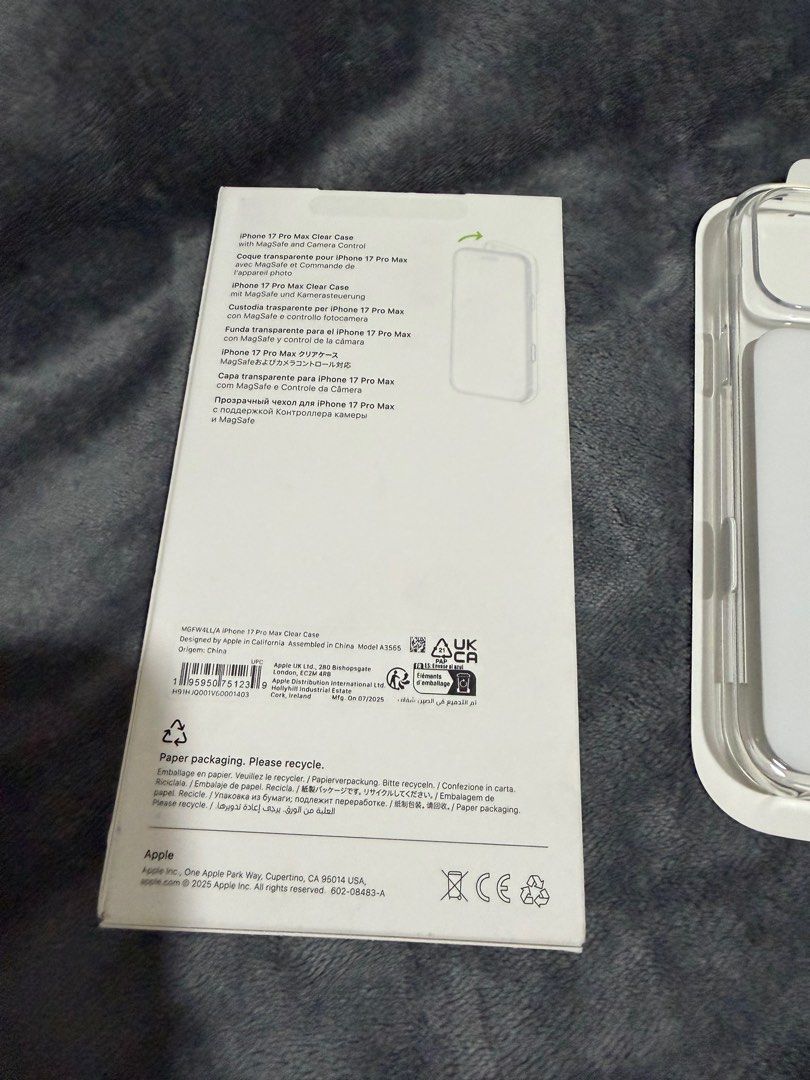 iPhone 17 Pro Max case with MagSafe (Category: iPhone 17 Series) located in Cagayan de Oro. Submitted by kaeo44 (Listing ID 1401156987, Image 3). Description: Apple iPhone 17 Pro Max Clear Case with MagSafe. Bought from US. RFS: doesn’t look good on my cosmic orange phone. .