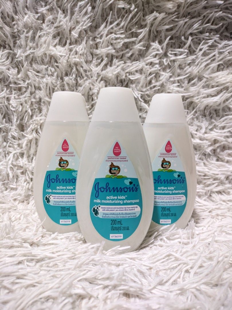 Johnson's Active Kids Milk Moisturizing Shampoo 200ml (Category: Hair) located in Pasig City. Submitted by thingsbycherz (Listing ID 1401136847, Image 1). Description: BRANDNEW/SEALED 2027 EXPIRATION PM FOR THE PRICE / PRICE NEGO RFS: DECLUTTER / used only for brand content 😉.