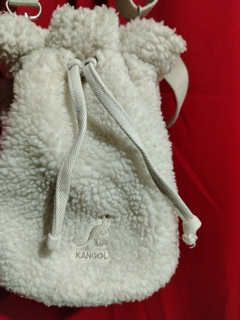Kangol Sherpa bucket Bag (Category: Shoulder Bags) located in Bontoc. Submitted by tedanzthrift (Listing ID 1401131862, Image 3). Description: Kangol Sherpa bucket sling/shoulder bag.. Excellent condition.