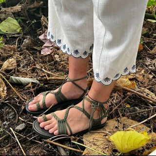 (Category: ) located in . Submitted by aynnn__ (Listing ID 1401157017, Image 1). Description: .