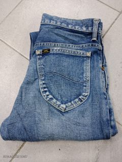 (Category: ) located in . Submitted by the91denimstore (Listing ID 1401148729, Image 1). Description: .