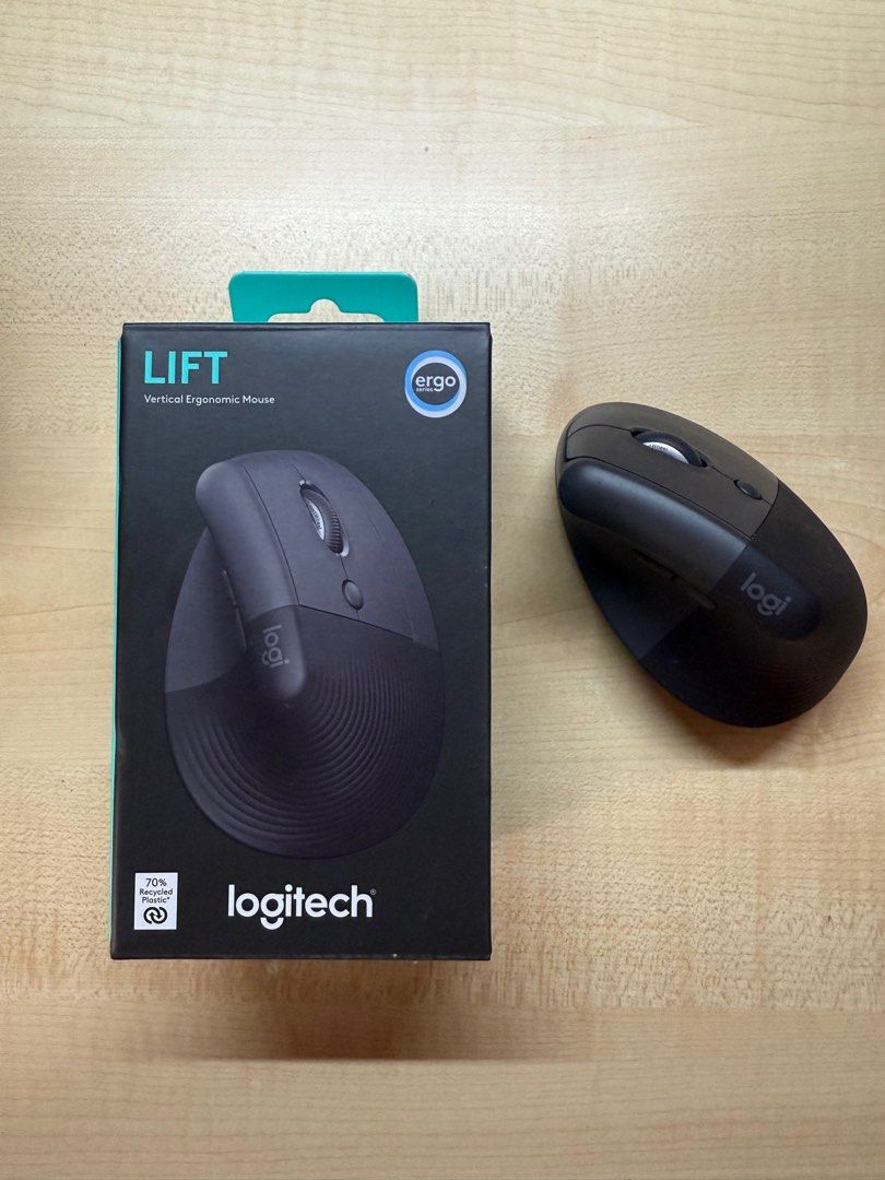 Logitech Lift Ergonomic Wireless Mouse (Category: Mouse & Mousepads) located in Candaba. Submitted by decklattering (Listing ID 1400983570, Image 1). Description: Used for 3 months only RFS - Switched to Apple Magic Mouse.