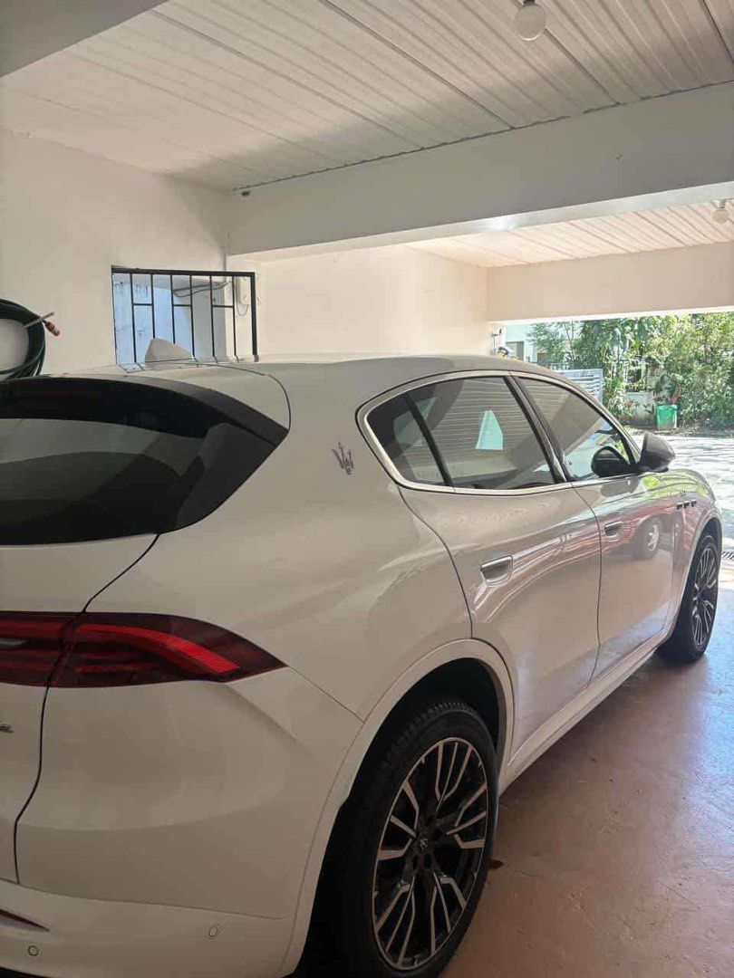 Maserati Grecale GT HYBRID Auto (Category: Used Cars) located in Manila. Submitted by quality_cars (Listing ID 1400976346, Image 3). Description: Available FOR SALE ❗️ Maserati Grecale GT HYBRID 👉 2024 Model 👉 5,700 mileage 👉 2.0L inline-4 turbocharged / 300 hp 👉 Gasoline 👉 12.3in Digital Instrument Cluster 👉 12.3in Infotainment Touchscreen 👉 Complete Documents 👉 1st Owned ✅ ₱ 6.485M 📍Parañaque area.