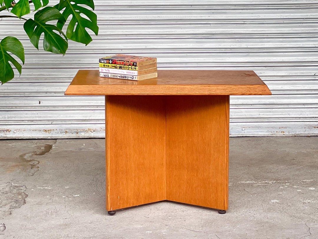 Mcm Style Coffee Table (Category: Tables & Sets) located in Bulacan. Submitted by rock_off.thriftshop.ph (Listing ID 1401140940, Image 2). Description: .