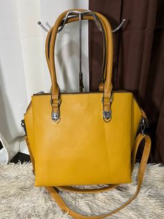 (Category: ) located in . Submitted by witchywardrobe (Listing ID 1401140297, Image 1). Description: .