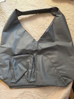 （分類：）位於 。 由 a_declutter 提交（商品編號 1401158590，圖片 1）。簡介： 。