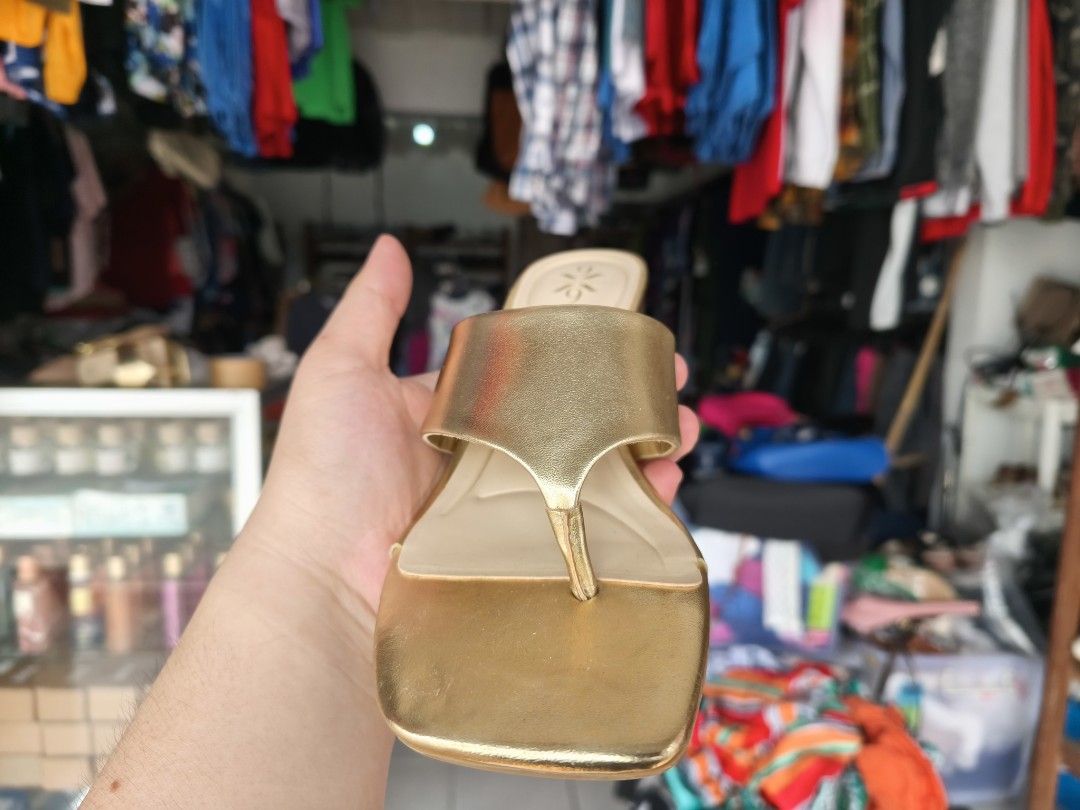 NINEWEST Gogo Sandal Block Heel (Category: Heels) located in Cavite. Submitted by hellosweetrepeat (Listing ID 1401018775, Image 2). Description: 📌 Authentic Nine West Block Heels Never been used. No box. Chat for offers and inquiries..