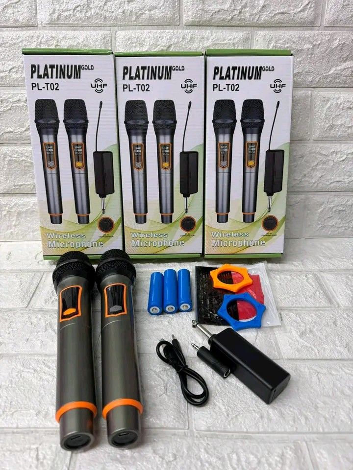 Platinum Gold PL-T02 Wireless Microphone (Category: Microphones) located in Manila. Submitted by ashleyeshk1320 (Listing ID 1401001339, Image 2). Description: 🌟 Platinum PL-T02 Professional Rechargeable Two Pcs Wireless Microphone One set🔥🔥🔥 🌟Double Wireless MIC 🌟One color Restock：Black 🌹.