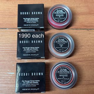 (Category: ) located in . Submitted by mua_chloe (Listing ID 1400989122, Image 1). Description: .