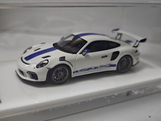(Category: ) located in . Submitted by diecaststation (Listing ID 1401078328, Image 1). Description: .