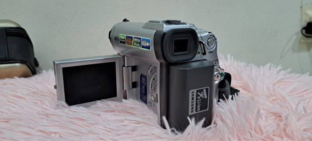 Samsung Digital Camcorder (Category: Cameras) located in Makati City. Submitted by flickk.jt (Listing ID 1401053958, Image 1). Description: - Untested - Samsung digital camcorder - 800x digital zoom - Digital camera function - MPEG4 movie recording - USB connectivity - Flip-out LCD screen - Includes hand strap - Includes lens cap - Stylish silver and black design.