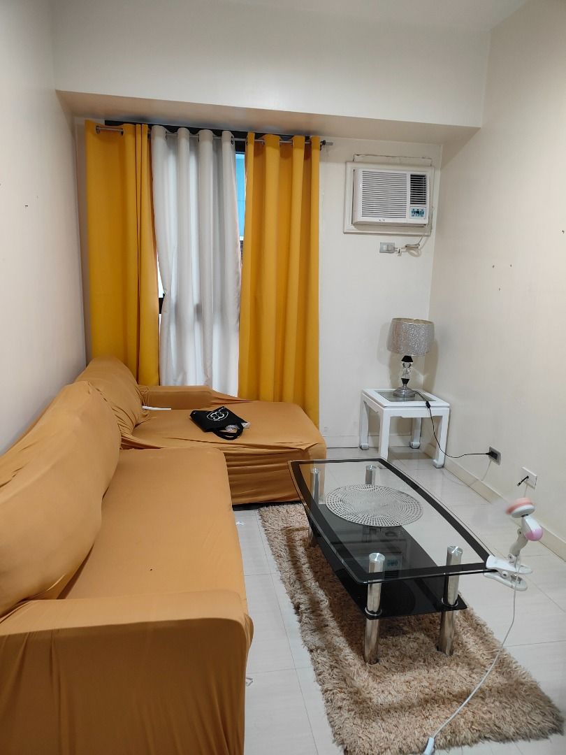 Sapphire Bloc Ortigas (Category: Apartments & Condos) located in Pasig City. Submitted by bernieoca53572 (Listing ID 1401029704, Image 3). Description: 1 Bedroom with Toilet &bath fully furnished 36 sq.m near Robinsons mall, Ateneo , Medical Center.