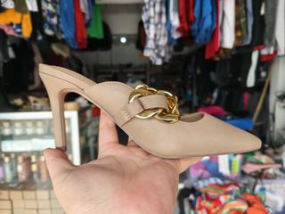 (Category: ) located in . Submitted by hellosweetrepeat (Listing ID 1401016505, Image 1). Description: .