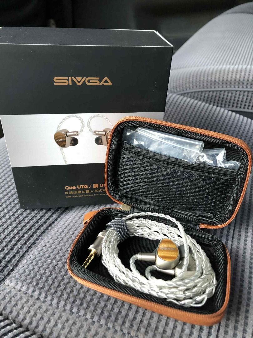 Sivga Que UTG iem (Category: Headphones & Headsets) located in Tagbilaran City. Submitted by iemworld (Listing ID 1401020187, Image 1). Description: Do your research ! Only used on my unboxing puposes only.