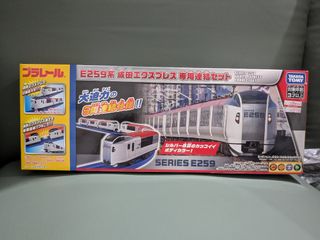 （分類：）位於 。 由 C2017 提交（商品編號 1401028271，圖片 1）。簡介： 。