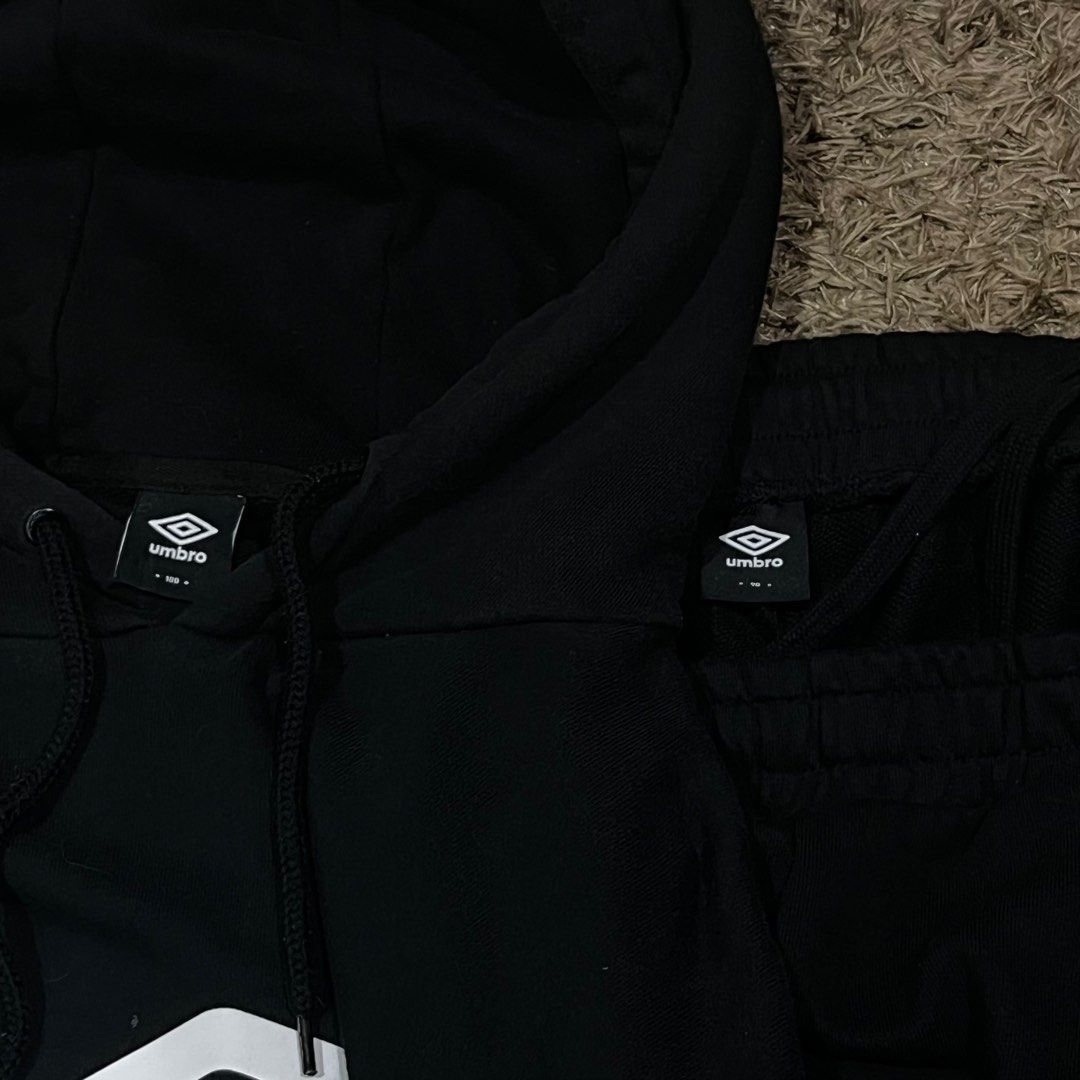 Umbro Hoodie and Sweatpants Set (Category: Hoodies) located in General Santos City (Dadiangas). Submitted by pencilgon (Listing ID 1401115591, Image 2). Description: Umbro hoodie and track pants.
