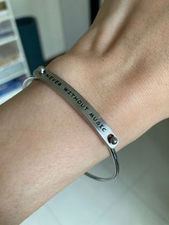(Category: ) located in . Submitted by shopsustainably (Listing ID 1401066944, Image 1). Description: .