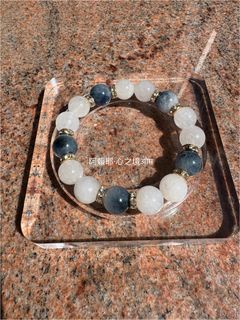 💫 店主手作|12mm金色奶油白藍兔毛手串|療癒系|獨一無二64232873033089110