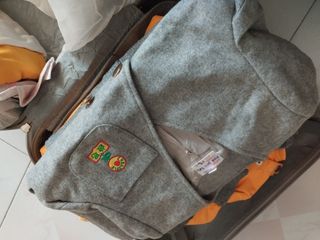 啟思幼稚園校褸灰色毛呢外套64244270738177110