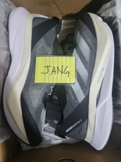 (Category: ) located in . Submitted by sneakerkid.ph (Listing ID 1396215966, Image 1). Description: .