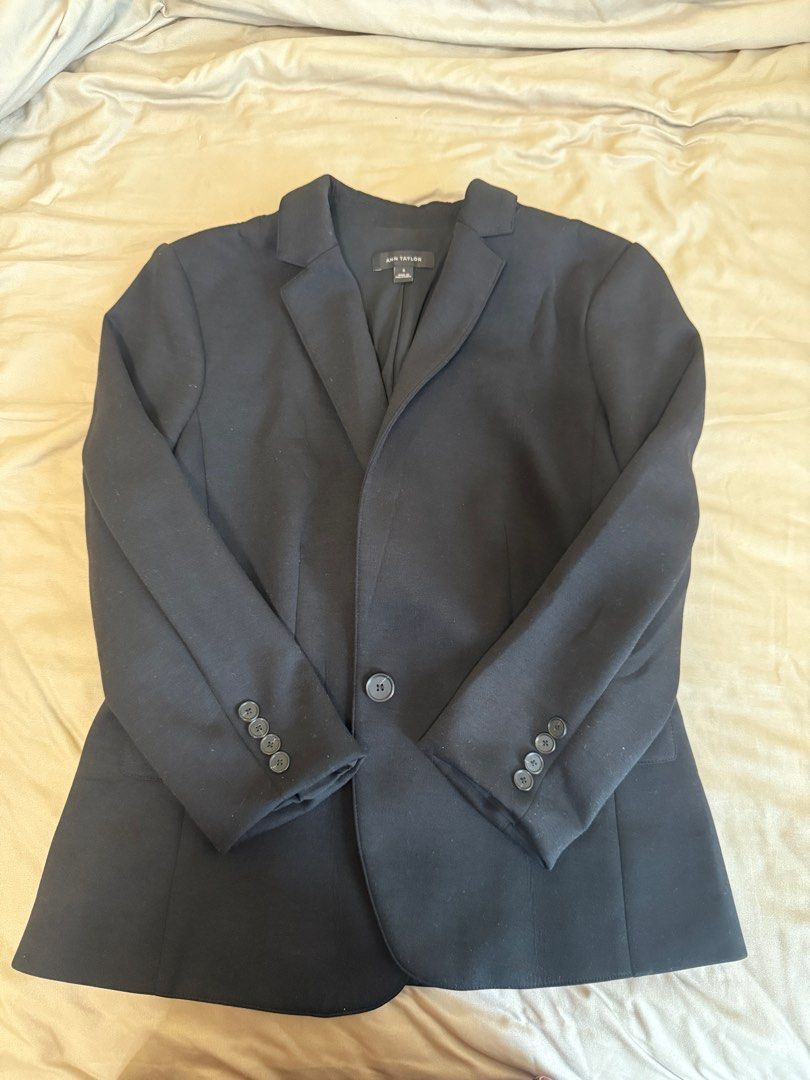 Ann Taylor Black Blazer Size 8 (Category: Coats, Jackets and Outerwear) located in Taguig. Submitted by decmnl (Listing ID 1396205316, Image 1). Description: - Ann Taylor black blazer - Size 8 - Single-button closure - Three buttons on each sleeve - Made in the Philippines - Tailored fit - Suitable for professional and casual wear - Versatile wardrobe staple - sleeve was resized.