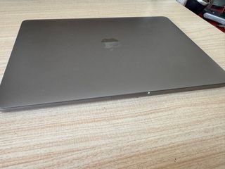 Apple macboook pro 13’ 2019