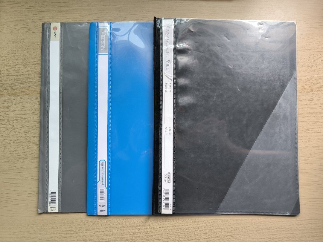 Assorted files (Category: Stationery & School Supplies) located in Singapore. Submitted by yishisg (Listing ID 1396137910, Image 1). Description: $1 each, assorted files, like new condition Perfect for school or self use Meet up at Woodlands.