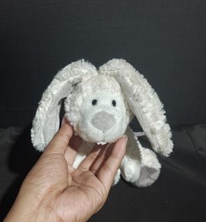 (Category: ) located in . Submitted by buenaflora04681 (Listing ID 1396197712, Image 1). Description: .