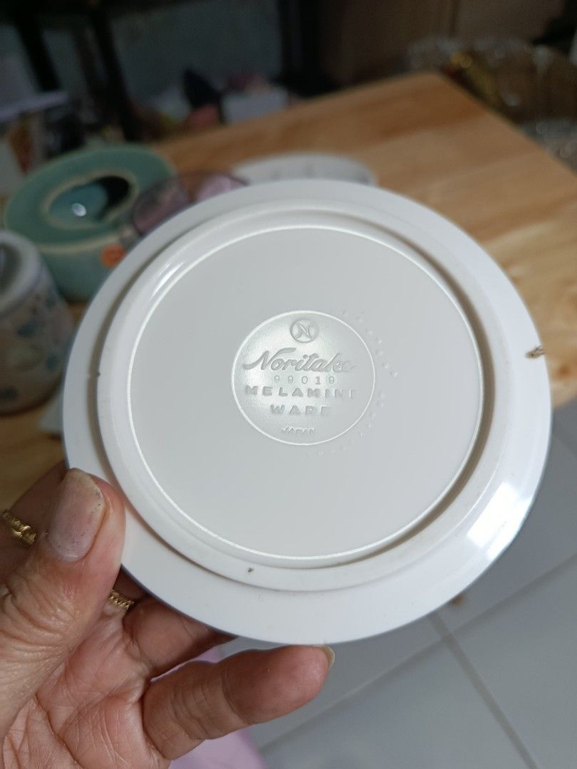 Bundle kitchenware and ash trays noritake/ candle holder (Category: Other Kitchenware & Tableware) located in Quezon City. Submitted by kristal68 (Listing ID 1396273579, Image 2). Description: take all 5pcs for 30.