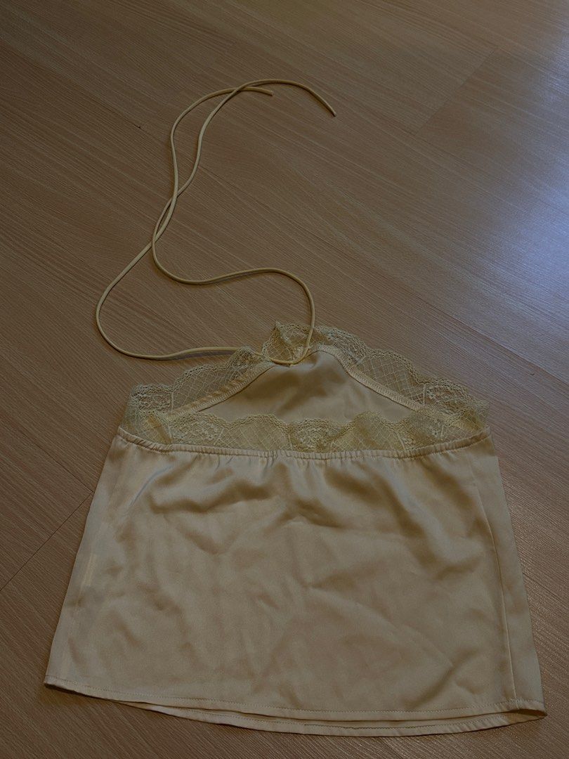 Pastel Yellow Halter Top with Lace Trim (Category: Sleeveless) located in Lipa City. Submitted by nicolestuff_ (Listing ID 1396186607, Image 3). Description: .