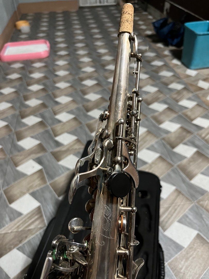 Focusstyle FSS-300S Soprano Saxophone (Category: Musical Instruments) located in Manila. Submitted by andalmae2911472 (Listing ID 1396155567, Image 3). Description: - Focusstyle FSS-300S soprano saxophone - Silver plated color - Includes black case with molded interior - Comes with mouthpiece and accessories.