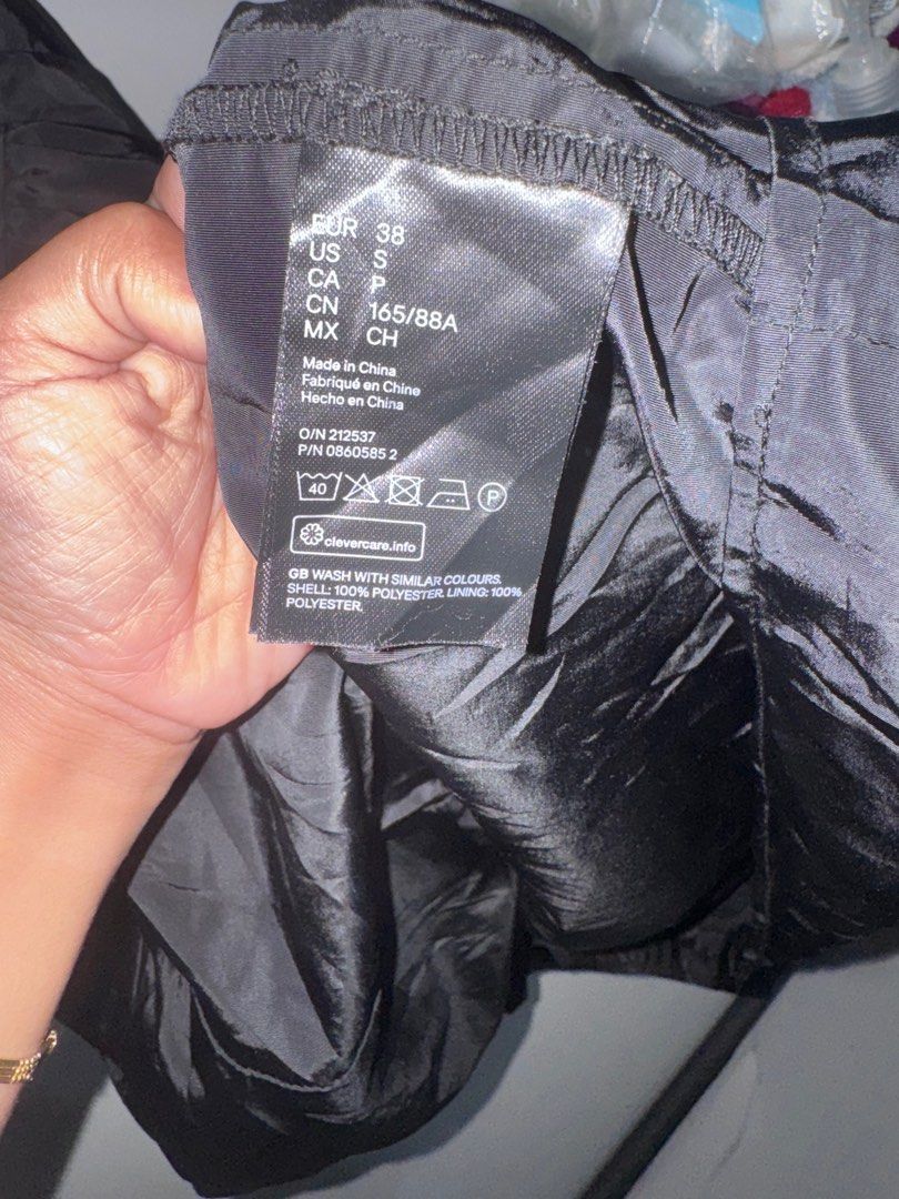 H&M Cute Doll Dress (Category: Dresses) located in Bulacan. Submitted by operationdeclutter96 (Listing ID 1396126283, Image 3). Description: Cute dress!! Wore only once for a themed event. .