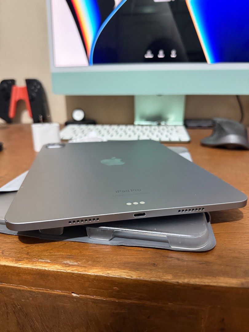 iPad Pro M2 128gb 4th generation Wifi only Space Gray FIXED PRICE (Category: iPad) located in Manila. Submitted by razelysonn (Listing ID 1396263944, Image 3). Description: FIXED PRICE FIXED PRICE iPad Pro M2 - 4th generation - 128gb - Space Gray - WIFI ONLY - os 26 ready NO ISSUE, side by side photo posted :) Inclusions: Unit itself Free Braided Cable Free tempered Free STM Hard Case worth 3k Meetup: Binondo / UST LBC COD / COP ✅ i can do same d
