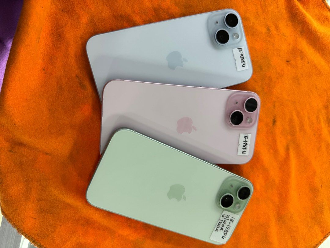 iPhone 15 (Category: iPhone 15 Series) located in Manila. Submitted by mitcheko (Listing ID 1396140485, Image 1). Description: iPhone 15 128 gb Good condition No issues .