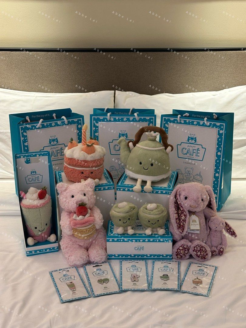 Jellycat 上海北京限定Melbie peach cake 蜜桃蛋糕, 興趣及遊戲, 玩具