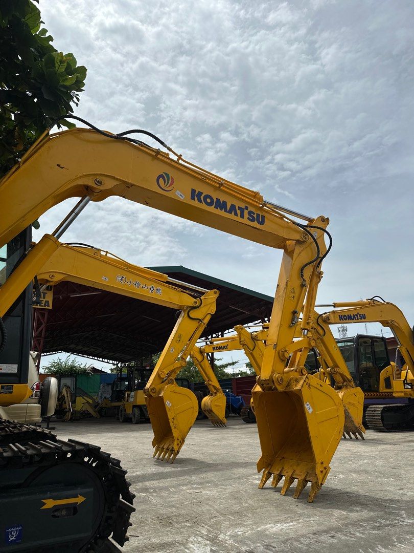 Komatsu PC70 Excavator (Category: Construction Tools & Equipment) located in Manila. Submitted by warmocean_10648f (Listing ID 1396255269, Image 2). Description: Komatsu PC70 excavator. Features a powerful engine and a spacious cabin with an operational display. The excavator has a robust bucket and tracks for efficient digging and movement. It is painted in yellow and has the Komatsu logo prominently displayed. ✅ Model: Komatsu PC70-8 ✅ Year of 