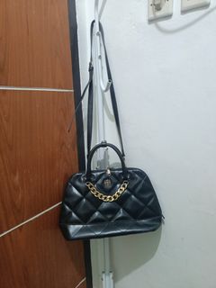 (Kategori: ) berada di . Dikirim oleh zelmir.studio (ID iklan 1396199319, Gambar 1). Deskripsi: .