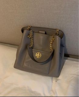 (Category: ) located in . Submitted by sunflower_sg (Listing ID 1393781069, Image 1). Description: .