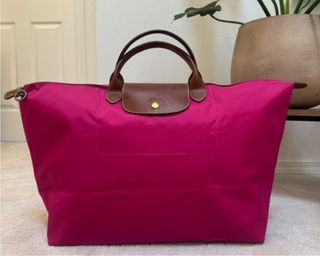 (Category: ) located in . Submitted by loveshoppinggal (Listing ID 1396228758, Image 1). Description: .