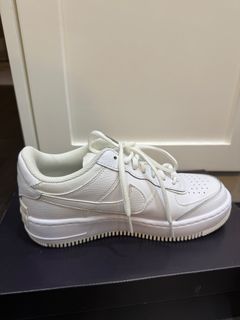 (Category: ) located in . Submitted by mywardrobe2u (Listing ID 1396209120, Image 1). Description: .