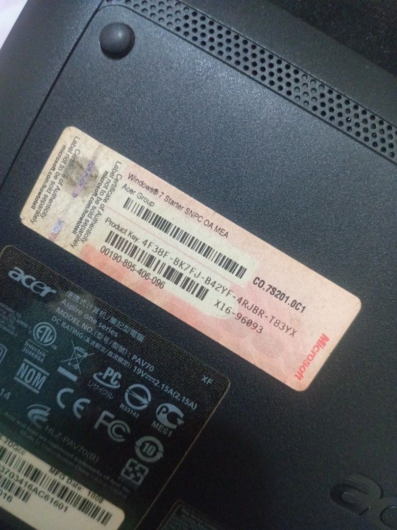 ❗️MAGBASA MAGO MAGINQUIRE❗️old/defective laptops (Category: Laptops & Notebooks) located in Tanay. Submitted by luvdbylexi (Listing ID 1396133039, Image 3). Description: ❗️ RUSH SALE ❗️ BROKEN LAPTOPS (NO CHARGERS, NO POWER, DAMAGED & OUTDATED) RFS: NAKATAMBAK NEED FUNDS KALAT NALANG SA BAHAY - Acer Laptop (PINK – Windows 7 Starter - 500 PESOS - Acer Laptop (BLACK) - Windows 7 - 1000 PESOS (WITH CHARGER, bumubukas lang siya kapag nakasaksak) - Le