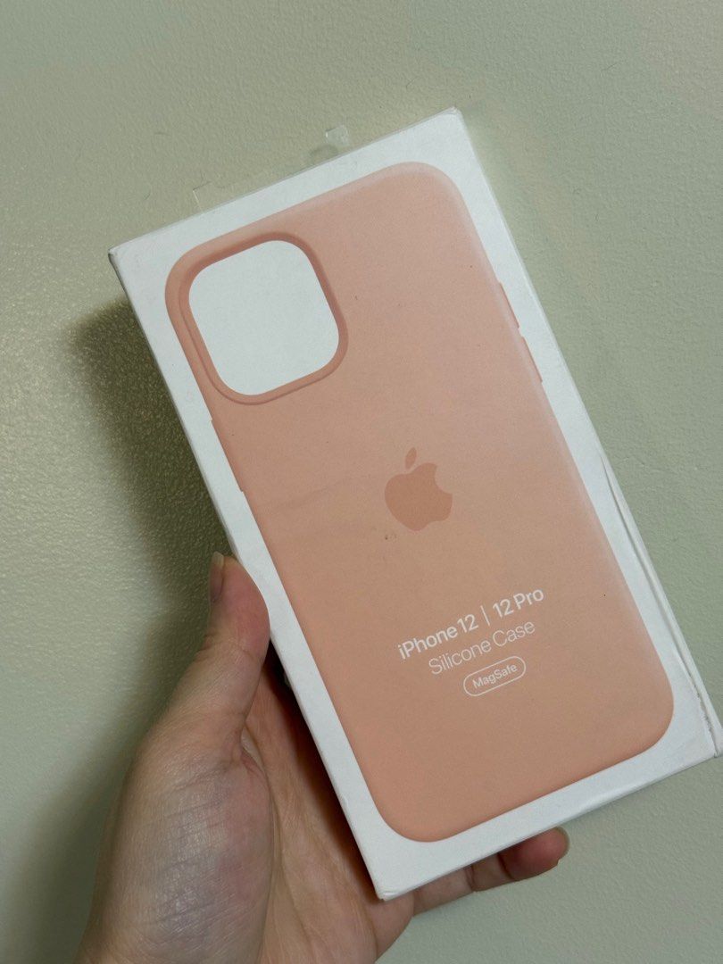 Original Apple iphone 12/12 pro case (Category: Cases & Sleeves) located in Bacolod City. Submitted by prelovedbacolod (Listing ID 1396265587, Image 1). Description: New and unused. From Canada.