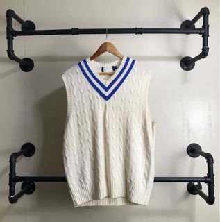 (Category: ) located in . Submitted by cabsygoods (Listing ID 1396166779, Image 1). Description: .