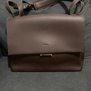 (Kategori: ) berada di . Dikirim oleh solleda (ID iklan 1396245317, Gambar 1). Deskripsi: .