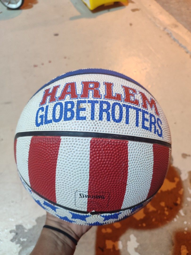 Spalding Harlem's Basketball 🏀, Sports Equipment, Sports & Games ...