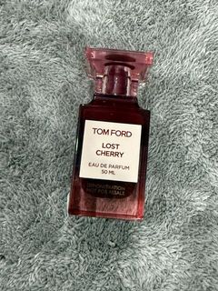 (Category: ) located in . Submitted by perfumefreak (Listing ID 1396197909, Image 1). Description: .